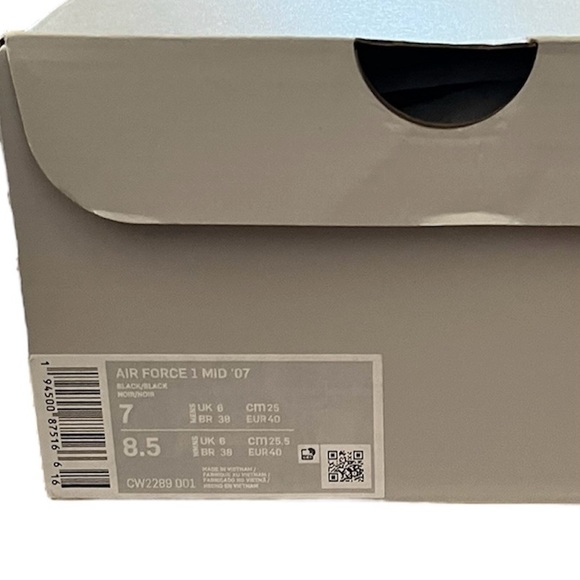 NEW Nike Air Force 1 Men’s Mid '07 Legendary Sneakers size 7 Black - Picture 12 of 14